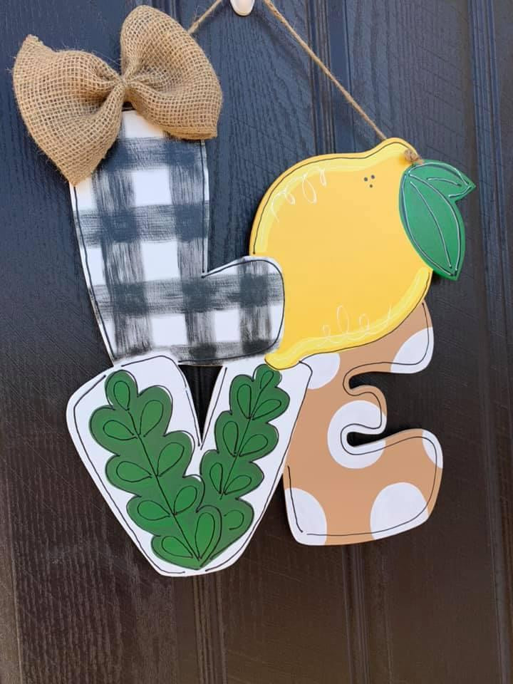 Love Lemon Door Hanger - Preorder