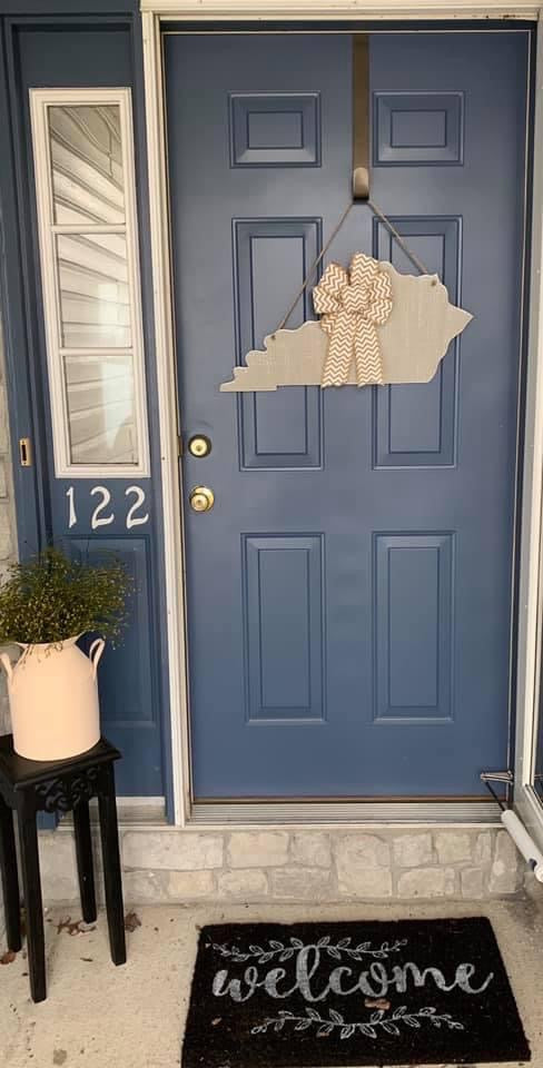 KY Distressed Door Hanger - Preorder