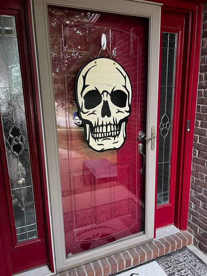 Crackle Skull Door Hanger - Preorder