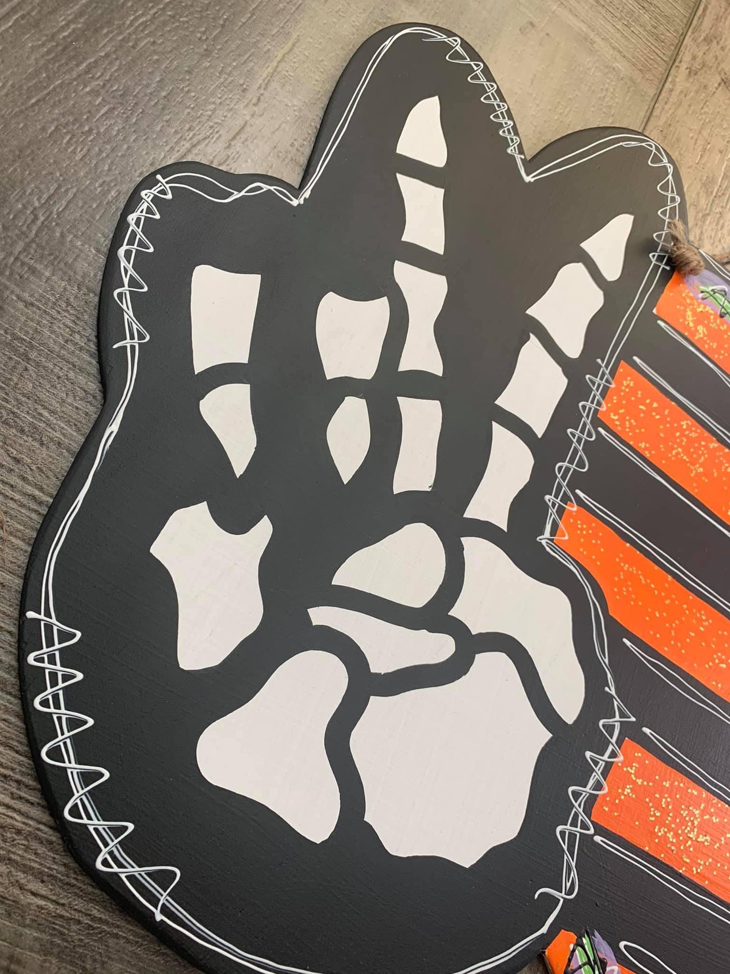 Sistuhhhhhs Door Hanger - Preorder