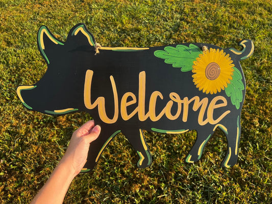 Welcome Pig Door Hanger - Preorder